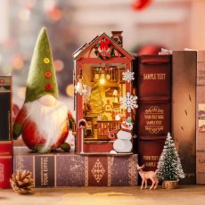 画像6: 【Rolife】クリスマスな部屋　Christmas Indoor Scene Book Nook　ブックヌーク　ウッドパズル　ミニチュア　ブックエンド  DIY (6)