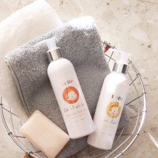 画像1: 【Senteur et Beaute】BeBe ハンド＆ボディローション　200ml　 サンタル・エ・ボーテ　 フランス製　ベビー　敏感肌　Hnad & Body Lotion (1)