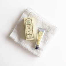 画像8: 【French classic】フレンチクラシック UV ハンドクリーム  30ml　ホワイトティー　サンタール・エ・ボーテ　Senteur et Beaute　日焼け止め　UVケア (8)