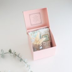 画像8: 【 Gift  】HEUREUSE 　ウルース　ギフトセット　ピンクボックス　ハンドクリーム　ハンカチタオル　ドライフラワー　ガラス花瓶　TOCCA (8)