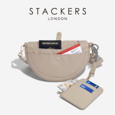 画像9: 【STACKERS】ナイロンボディバッグ　　Recycled Nylon Body Bag  マッシュルーム　Mushroom  ショルダーバッグ　 スタッカーズ 　ロンドン　UK (9)